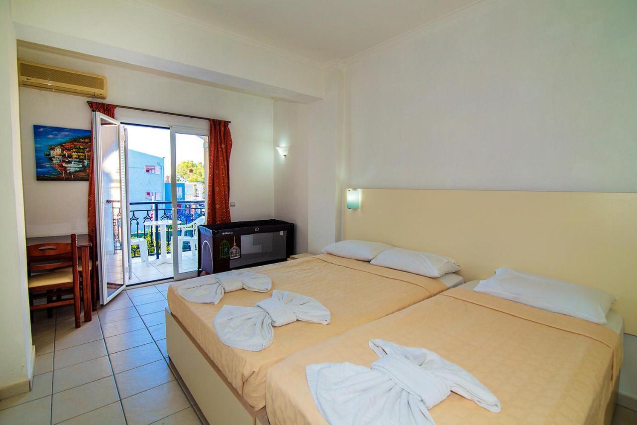 Playa Bay Hotel Zakynthos Laganas Habitación foto