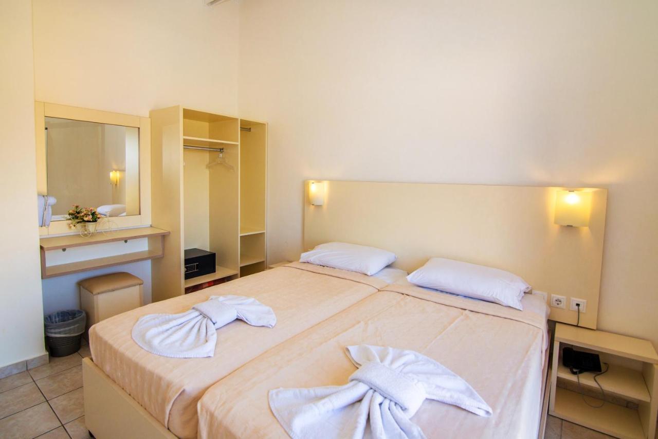 Playa Bay Hotel Zakynthos Laganas Exterior foto